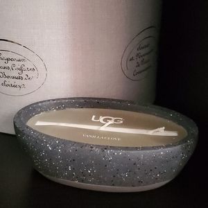 UGG 3-WICK CANDLE NEW!!!
